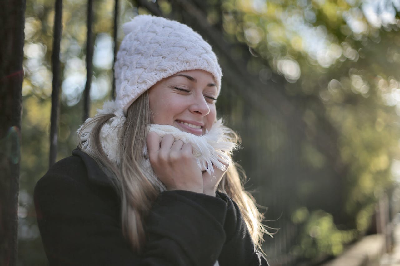 8 Essential Tips To Take Care Of Your Skin In Winter